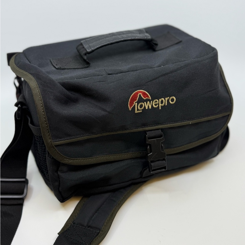 Lowepro Black Camera Bag with Olive Trim